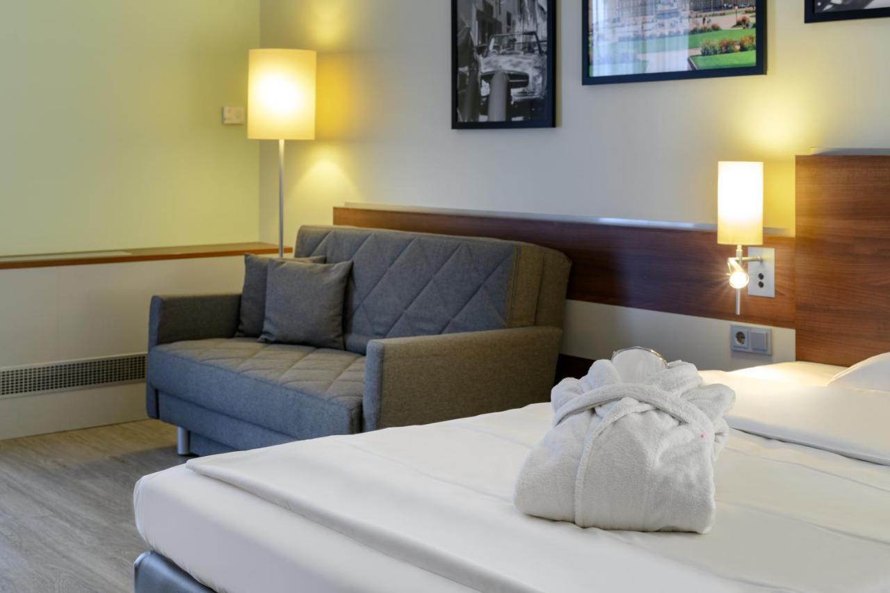 Mercure Stuttgart Sindelfingen An Der Messe Екстериор снимка