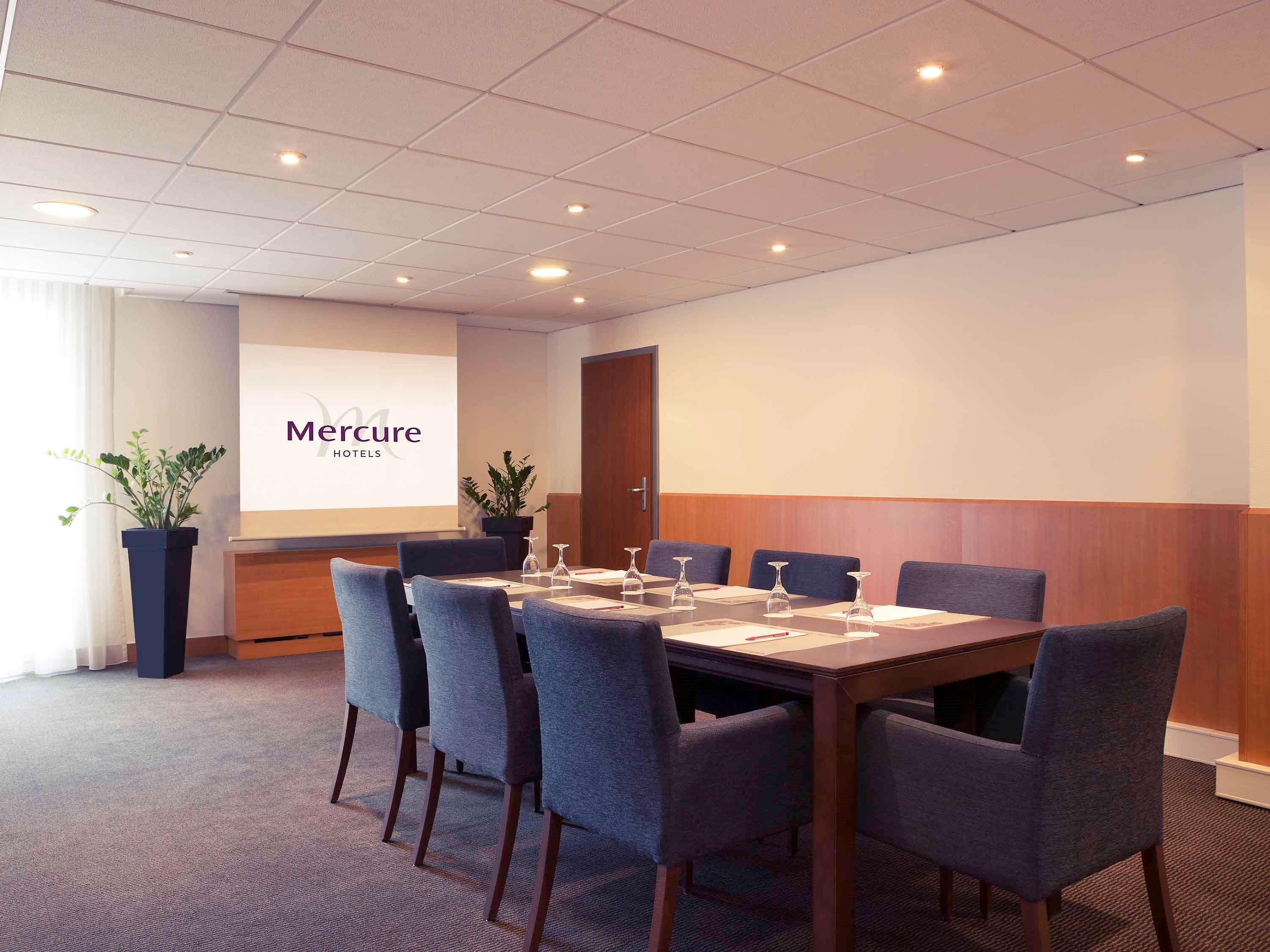 Mercure Stuttgart Sindelfingen An Der Messe Екстериор снимка